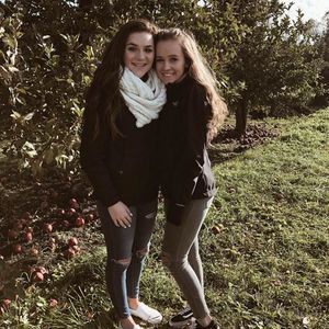 Meet your Posher, Paige